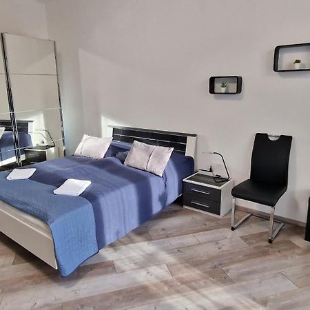 Extra Sok Szobas Apartman Budapest Kozpontjaban Apartment Luaran gambar