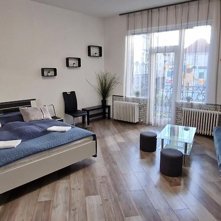 Extra Sok Szobas Apartman Budapest Kozpontjaban Apartment Luaran gambar
