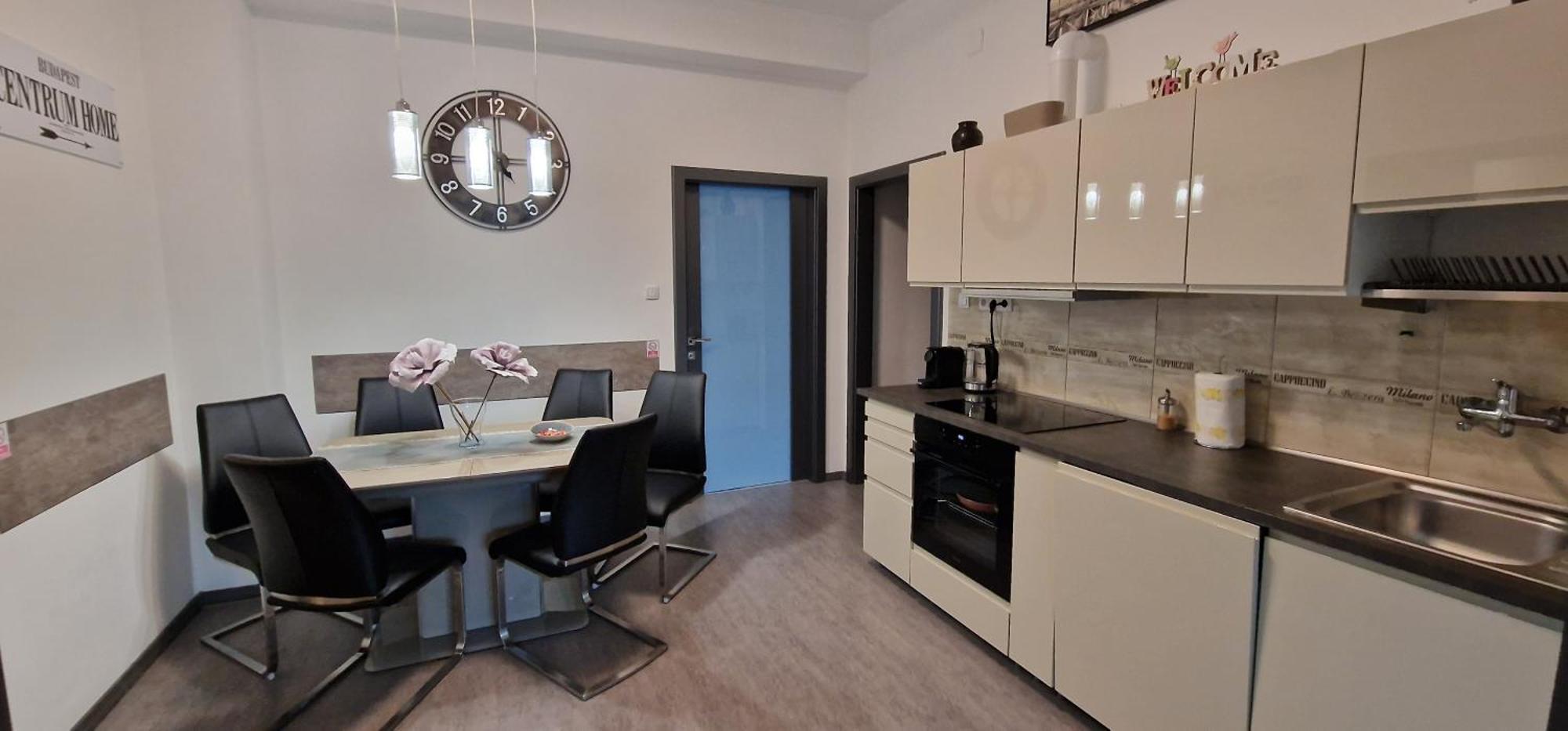Extra Sok Szobas Apartman Budapest Kozpontjaban Apartment Luaran gambar